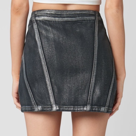 NWT BLANKNYC Metallic Heart Denim Mini Skirt Size 25 - Picture 2 of 9